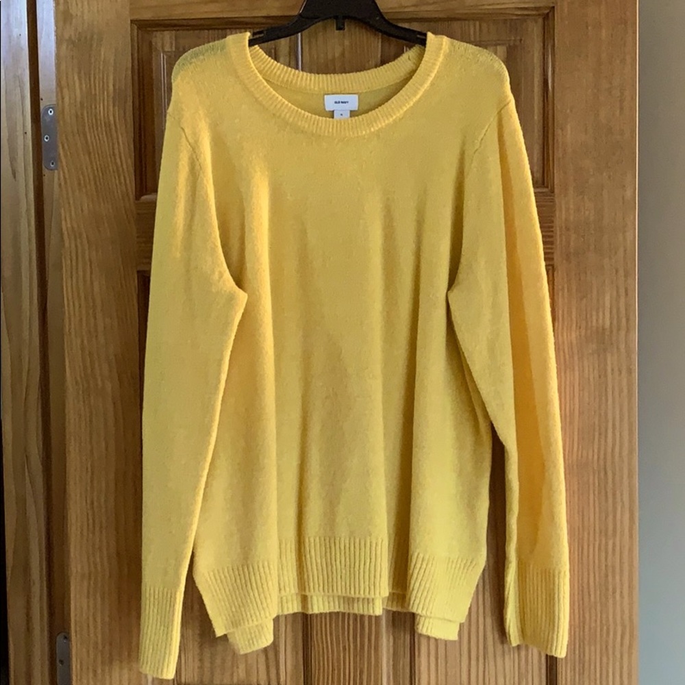 Old navy sweater